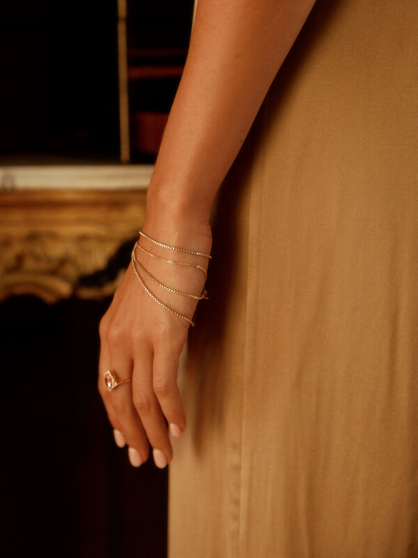 Laurenhands6