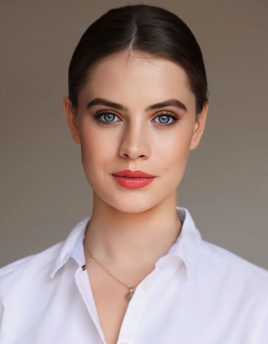 Laurenmain28