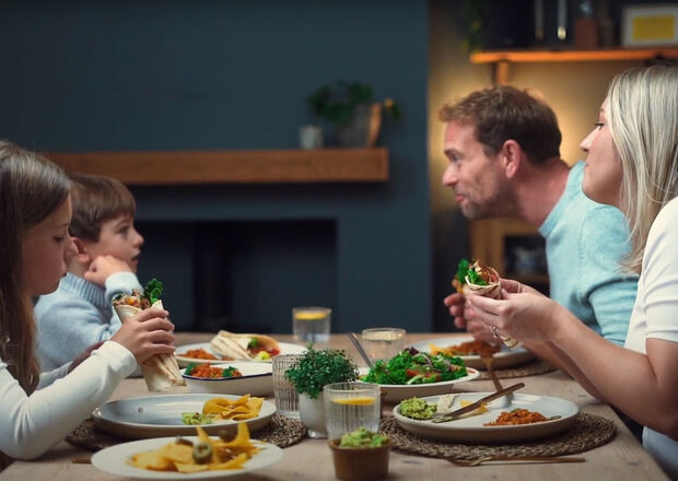 CAMPAIGN: ROBERTS FAMILY for FRY'S FAMILY FOOD CO